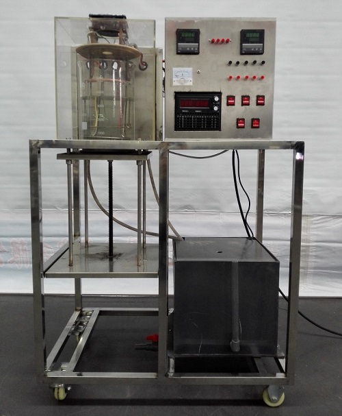 大容器內(nèi)水沸騰放